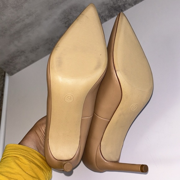 A New Day Women's Tara Pointed Tan Toe Pumps with Memory Foam Insole - Picture 8 of 8